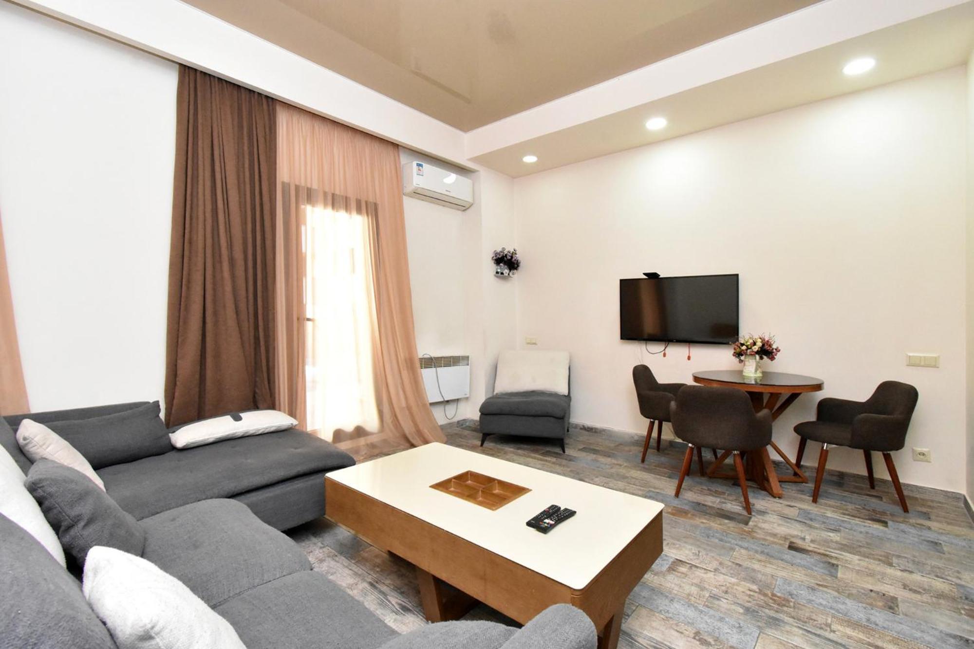 Yars Apartments Yerevan Ngoại thất bức ảnh